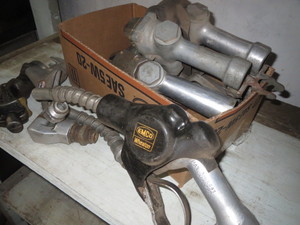 lot 98 image: Gas Nozzles