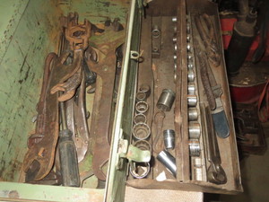 lot 107 image: Wrenches