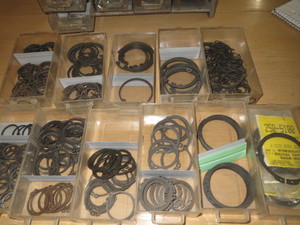 lot 126 image: Retaining Rings