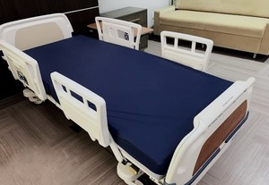 lot 2 image: WOW MSRP $22,000 Stryker Secure 11 Power Adjust 500lb Capacity Hospital Nursing Home In-Home Health Patient Care Bed WScale & Bed-Exit Alarm - Plugs Into Regular Light Socket - Free Used Mattress That Prevents Bedsores See Youtube No Reserve
