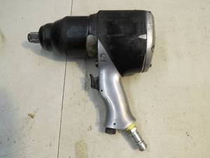 Craftsman 34 Impact Wrench - Model 875.185820