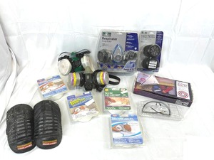 lot 27 image: Safety Equipment Lot - MSA Safety Works Respirator and Replacement Cartridges