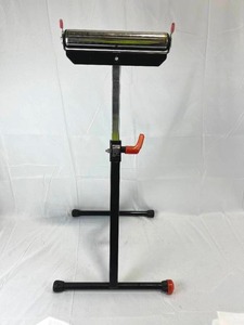lot 51 image: Craftsman Heavy Duty Roller Stand