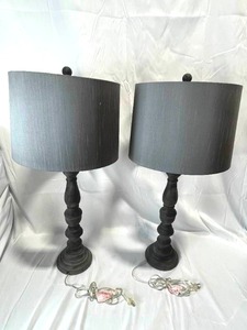 lot 80 image: Pair of Nice 30 Side Table Lamps in Good Working Condition