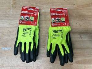 lot 46 image: MILWAUKEE Lot of 2 Pairs of- Large High Visibility Level 2 Cut Resistant Polyurethane Dipped Work Gloves
