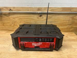 lot 33 image: MILWAUKEE M18 Lithium-Ion Cordless PACKOUT RadioSpeaker