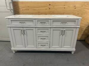 lot 16 image: Bathroom Vanity