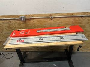 lot 106 image: MILWAUKEE M18 FUEL 18-Volt Lithium-Ion Brushless Cordless 55 in. Track Saw Rail