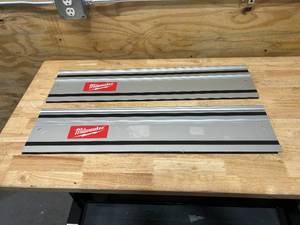 lot 107 image: MILWAUKEE Lot of 2- M18 FUEL 18-Volt Lithium-Ion Brushless Cordless 31 in. Track Saw Rails