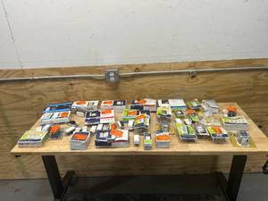 lot 127 image: Lot of Electrical Items