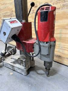 lot 145 image: MILWAUKEE 4130 Dymorig Tool