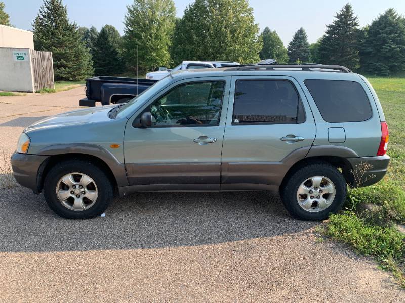 2004 Mazda Tribute ES