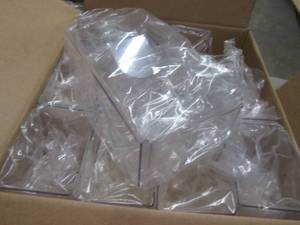 lot 11 image: 12 Single Clear Medichoice Glove Bo...