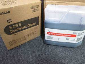 lot 62 image: 2- 2pks 44 oz Bottles A-456 II Disi...