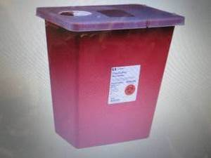 lot 73 image: 8 Covidien 8980 SharpSafety Sharps ...