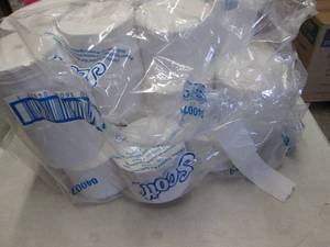 lot 75 image: Partial Case Coreless 2 ply Bath Ti...