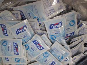 lot 79 image: Box of Purell Wipes...