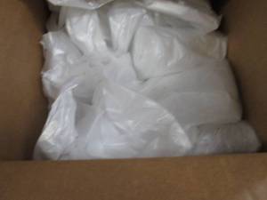 lot 86 image: Open box of Trash Liners approx 27x...