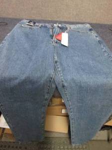 lot 125 image: Cutter & Buck Mens 5 Pocket Jeans ...