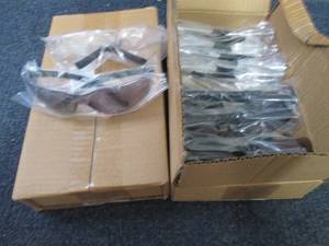 lot 143 image: 10 pr Safety Glasses, 10 pr Safety ...