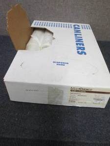 lot 333 image: 250 ct Case 33 Gallon Clear Trash B...