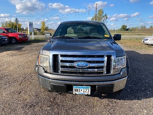 lot 2 image: 2009 Ford F150