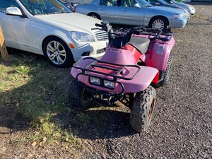 lot 23 image: 1998 Honda 200CC