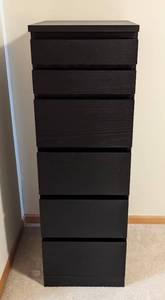 lot 7 image: IKEA Malm Six Drawer Dresser