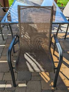 lot 30 image: Glass Topped Metal Patio Set
