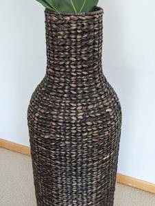 lot 34 image: Large Decorative Woven Floor Vase