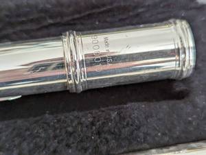 lot 39 image: Armstrong 104 Student Flute