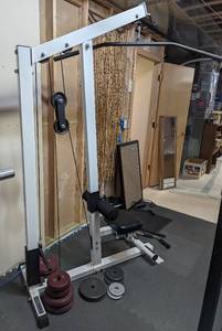 lot 84 image: ParaBody Lat Pull Down Machine