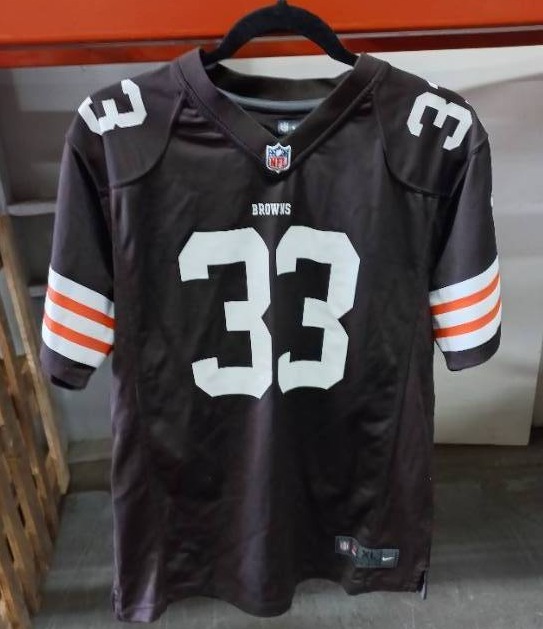 Trent Richardson Browns 33 Jersey, Attention Collectors: NASCAR, Jerseys,  Vikings, Hot Wheels & Matchbox Collectibles Up For Auction!!!