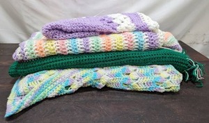 lot 34 image: 4 Knitted Afghans