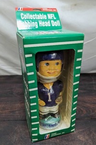 lot 45 image: Bobble Head