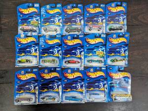 lot 61 image: 15 Hot Wheels