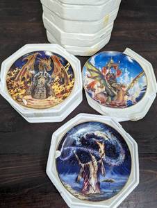 lot 71 image: Collection of 10 Collectable Royal Doulton Plates