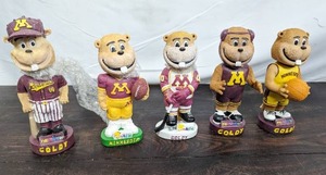 lot 74 image: 5 U of M Gophers Bobble Heads