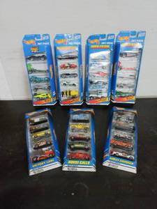 lot 10 image: 7 Hot Wheel Car Packs with 5 Cars Each