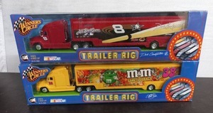 lot 22 image: 2 Model transporters