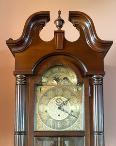 lot 9 image: Distinctive Sligh Grandfather Clock
