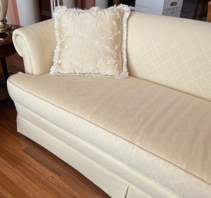 lot 17 image: Lovely Pale Yellow Upholstered Sofa  Couch by Sherrill
