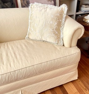 lot 18 image: Pretty Pale Yellow Loveseat by Sherrill