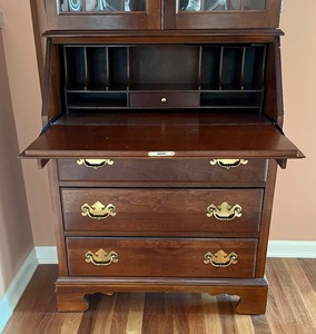 lot 2 image: Vintage Secretary by Jasper Cabinet Company