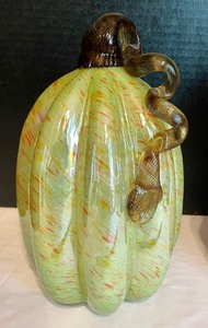 lot 134 image: Art Glass and Ceramic Gourd Decorative Figurines