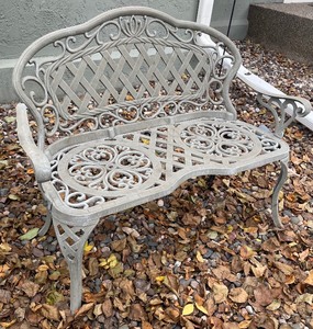lot 148 image: Marvelous Metal Garden Bench