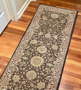 lot 149 image: Sphinx Ariana Area Rug by Oriental Weavers
