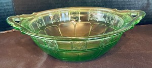 lot 150 image: Depression Glassware Grouping