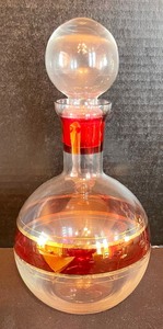 lot 154 image: Vintage Decanter with 6 Stemmed Glasses