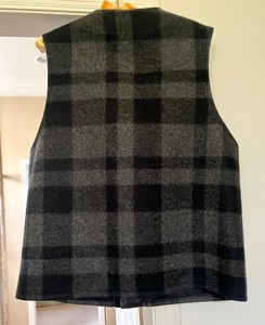 lot 171 image: 100% Virgin Wool Vest by Filson Company
